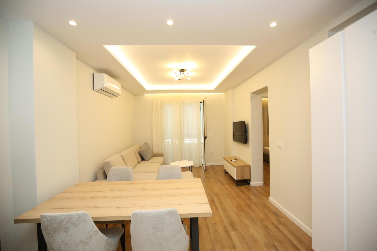 T2 City Apartments Vlorë Exterior foto